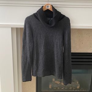 ARMANI EXCHANGE Gray and Black Wool Turtleneck